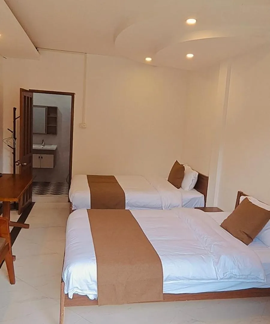 Happy Hour Hotel Luang Prabang Guest house